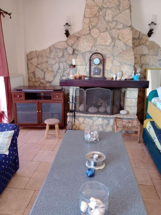 Κορινθιακός Lägenhet Corinth Exteriör bild